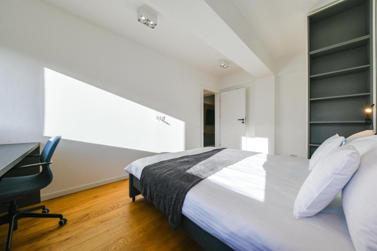 Charming 2 Bedroom Apartment Клуж-Напока Экстерьер фото