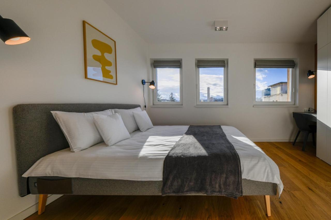 Charming 2 Bedroom Apartment Клуж-Напока Экстерьер фото